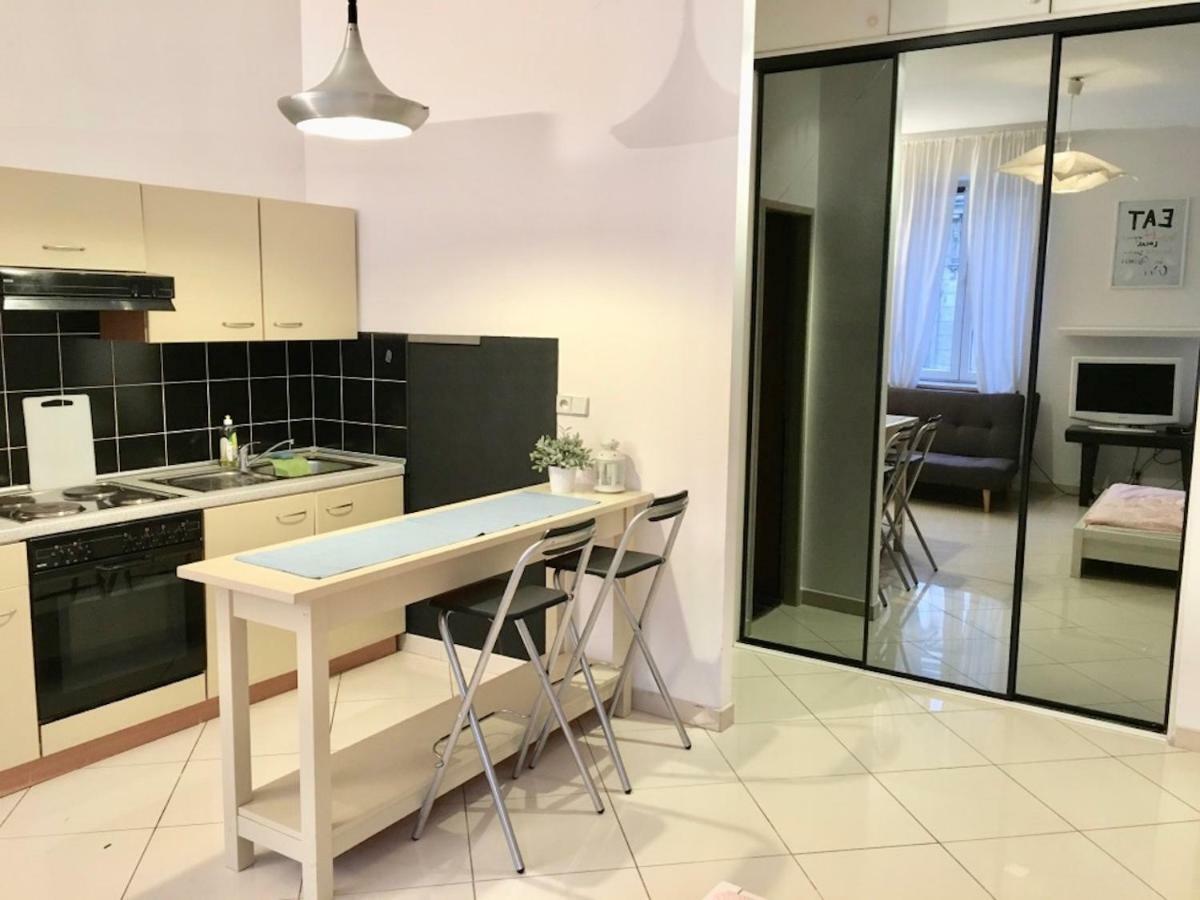 Nowogrodzka Cozy Studio Warsaw
